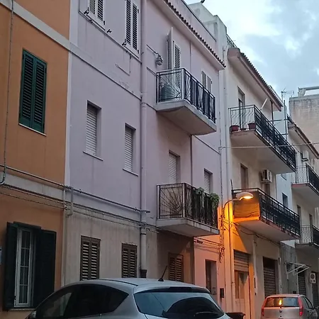 Mylina شقة ميلاتسو